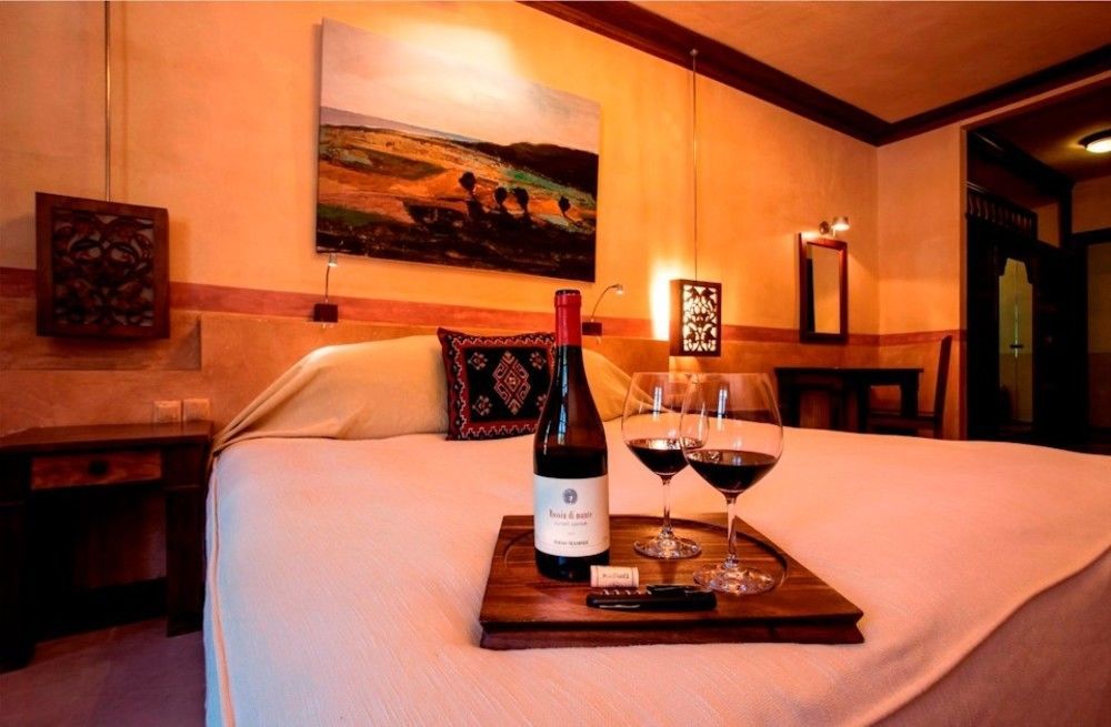 Katogi Averoff Hotel & Winery 美特索文 外观 照片