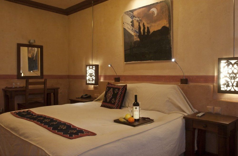 Katogi Averoff Hotel & Winery 美特索文 外观 照片